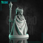 (0213) Male halfling hobbit king with a scepter and a crown - Only-Games