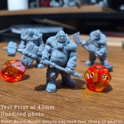 Ogre Crusher Resin Miniature - Two-handed Hammer Option 3 - "The Ogre Wars" - Only-Games