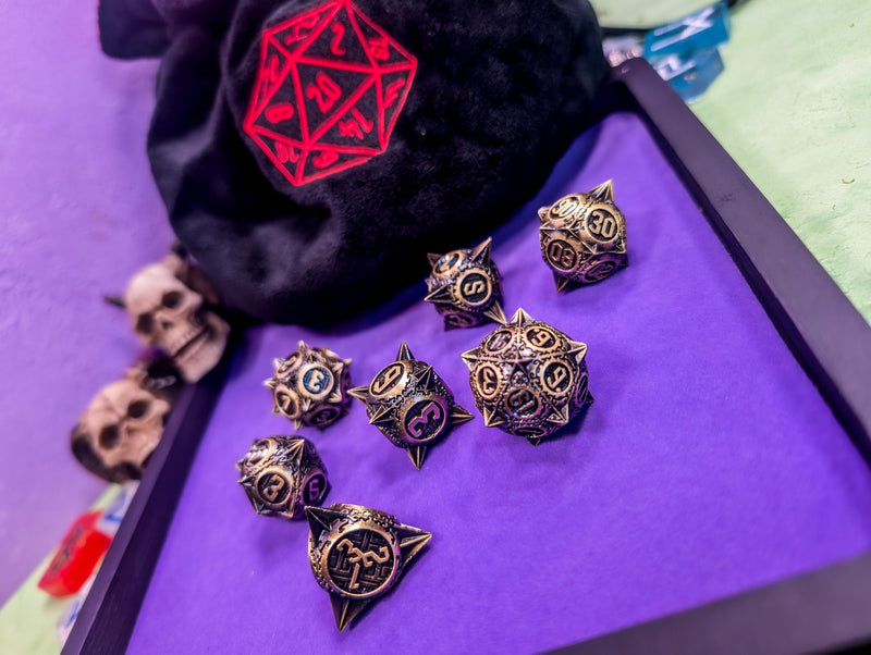 The Titan's Tribute | Metal Caltrop Dice Set - Only-Games