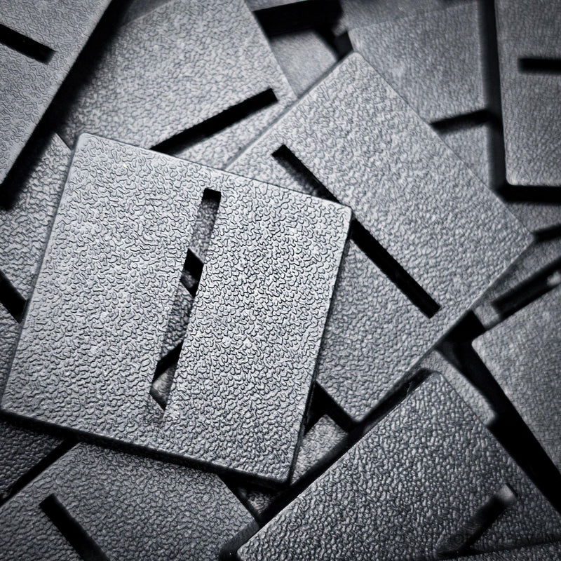30mm Square Parallel Slotted Plastic Bases - Only-Games