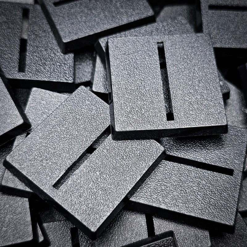 30mm Square Parallel Slotted Plastic Bases - Only-Games