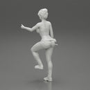 Young girl mechanic climbing - Only-Games