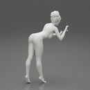 Naked woman washing car with sponge - Only-Games