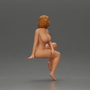 Naked woman sitting in short hair - Only-Games
