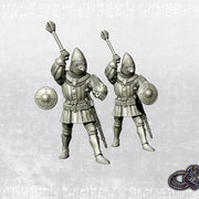 Man at arm with mace on foot - Late 14th - 28mm historic scale - Only-Games