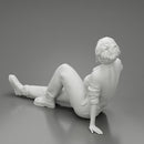 Tired woman mechanic sitting and drinking water during from bottle - Only-Games