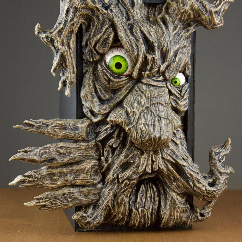 Tree monster [BOOKNOOK] - Only-Games
