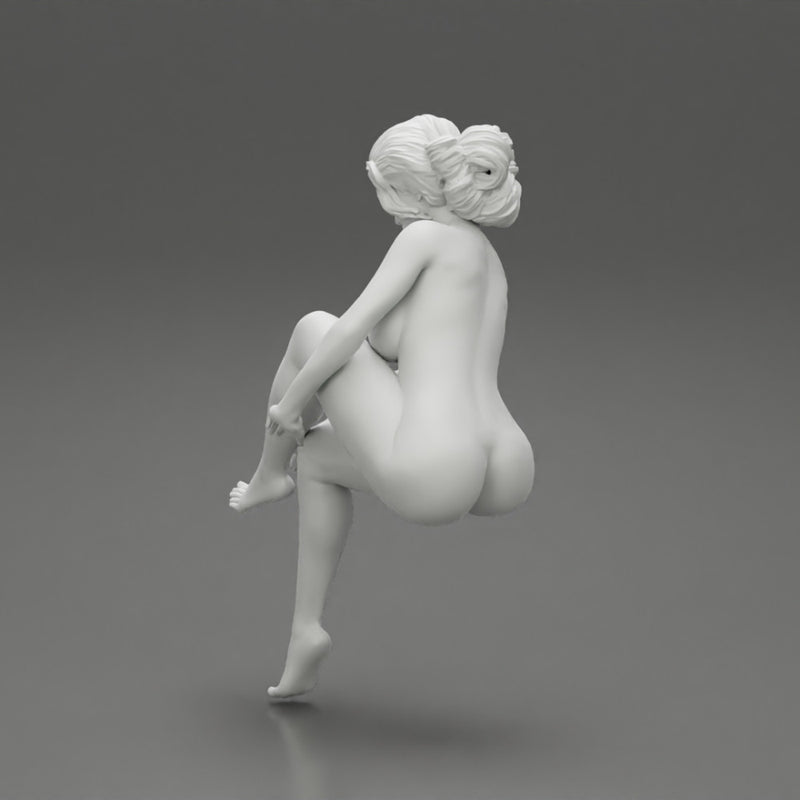 Naked sexy woman sitting - Only-Games
