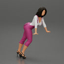 Sexy girl in overalls leans against the car with her hands - Only-Games