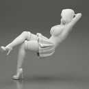 Santa Female sitting in vintage chair in hat - Only-Games