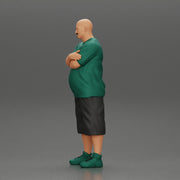 Fat Gangster in cap folding one's arms - Only-Games