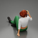 Tired woman mechanic in shirt pants sitting and drinking water during from bottle - Only-Games