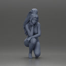 Naked girl sitting and looking - Only-Games