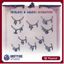Necklaces and greaves decorations PH
