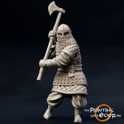 Fighter Axe man in Chainmail | 28mm Scale | 32mm Scale | 75mm Scale Pathfinder Figure | DnD | miniature Figurine unpainted | - Only-Games