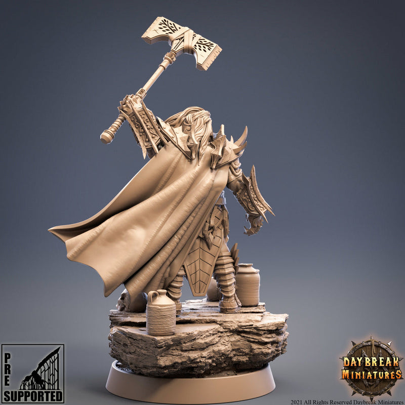 Vampire Blood Knight on foot | 28mm, 32mm, 75mm Scale Resin Miniature | Dungeons and Dragons | Pathfinder | Strahd | Age of Sigmar | - Only-Games