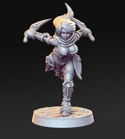 Pinup Female Rogue Assassin | 28mm Scale | 32mm Scale Miniature | 75mm Scale | Sexy Female unpainted resin Figurine mini - D&D - Only-Games