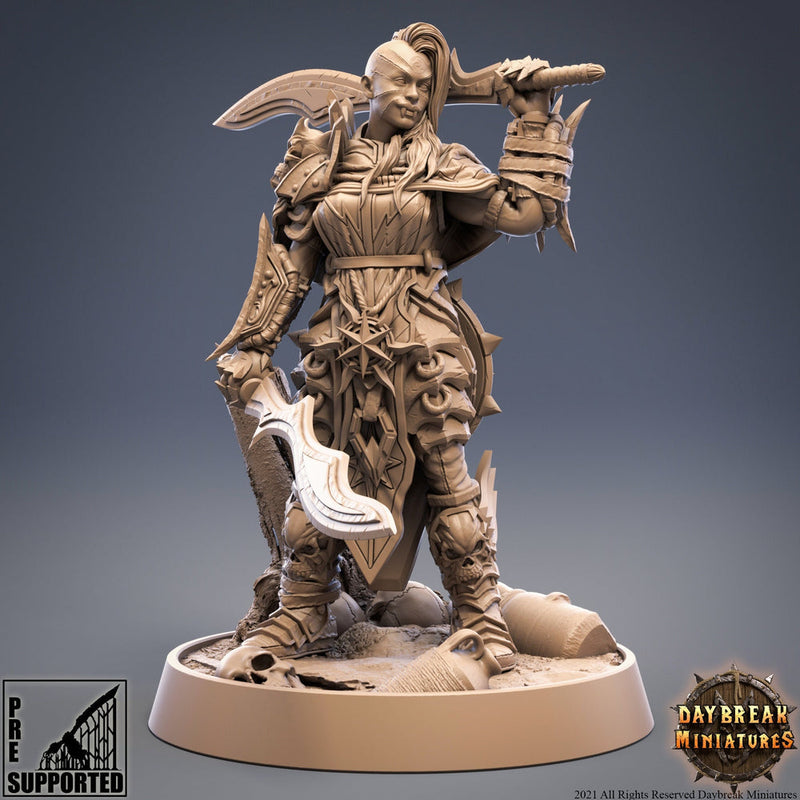 Female Vampire Warrior 2 weapon style | 28mm, 32mm, 75mm Scale | Dungeons and Dragons | Pathfinder | Strahd | - Only-Games