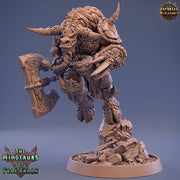 Minotaur Warrior War Chief | Scales: 28mm | 32mm | 75mm | D&D 5e Megaboss | Dungeons and Dragons | Pathfinder | Daybreak Miniatures - Only-Games