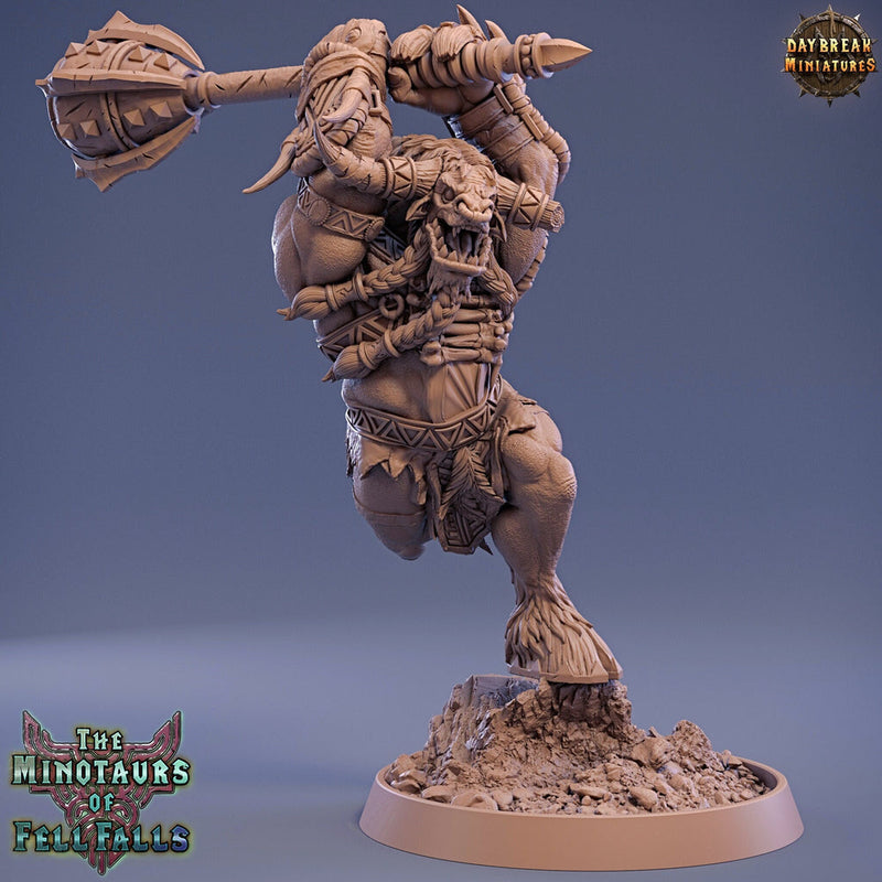 Minotaur Warrior War Chief | Scales: 28mm | 32mm | 75mm | D&D 5e Megaboss | Dungeons and Dragons | Pathfinder | Daybreak Miniatures - Only-Games