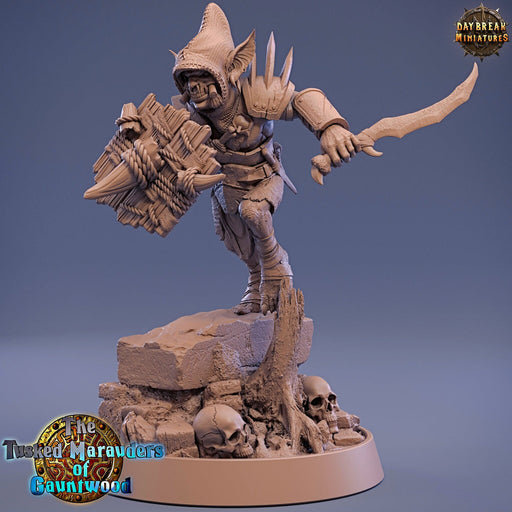 Goblin Sword and Shield Fighter | DnD Miniatures Figures | Dungeons and Dragons | 28mm, 32mm, 75mm scale| Pathfinder | Daybreak Miniatures - Only-Games
