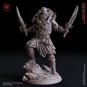 Human Rogue Thief Assassin Fighter PC / NPC | 28mm, 32mm,54mm, 75mm, 100mm Scale Resin Miniature | Dungeons and Dragons | Flesh of Gods - Only-Games