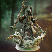 Male Elf Druid Circle of Land with Staff Miniature | 5 Sizes /Scales | Dungeons and Dragons - Only-Games