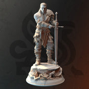 Human Ranger Fighter with Sword | Miniature | 28mm, 32mm, 75mm, 100mm Scales | Pathfinder Figure | DnD | Figurine unpainted | - Only-Games
