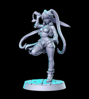 Pin-up Rogue Fighter Monk JRPG | 28mm,32mm,54mm,75mm,100mm Scale Miniature |  Unpainted resin Figurine D&D Tabletop Fantasy | RN Estudio - Only-Games