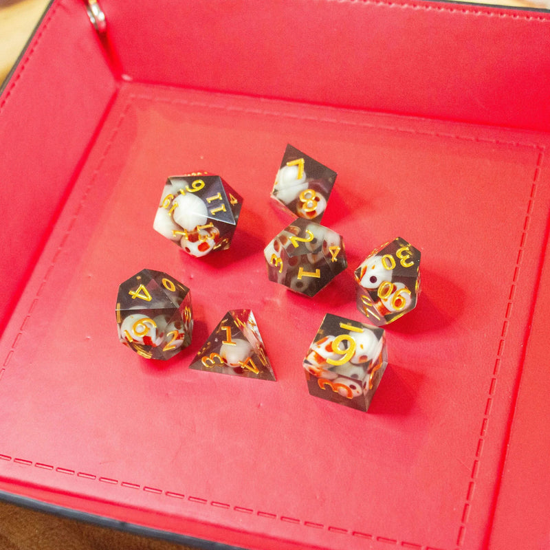 Skull Black Resin Sharp Edge Dice