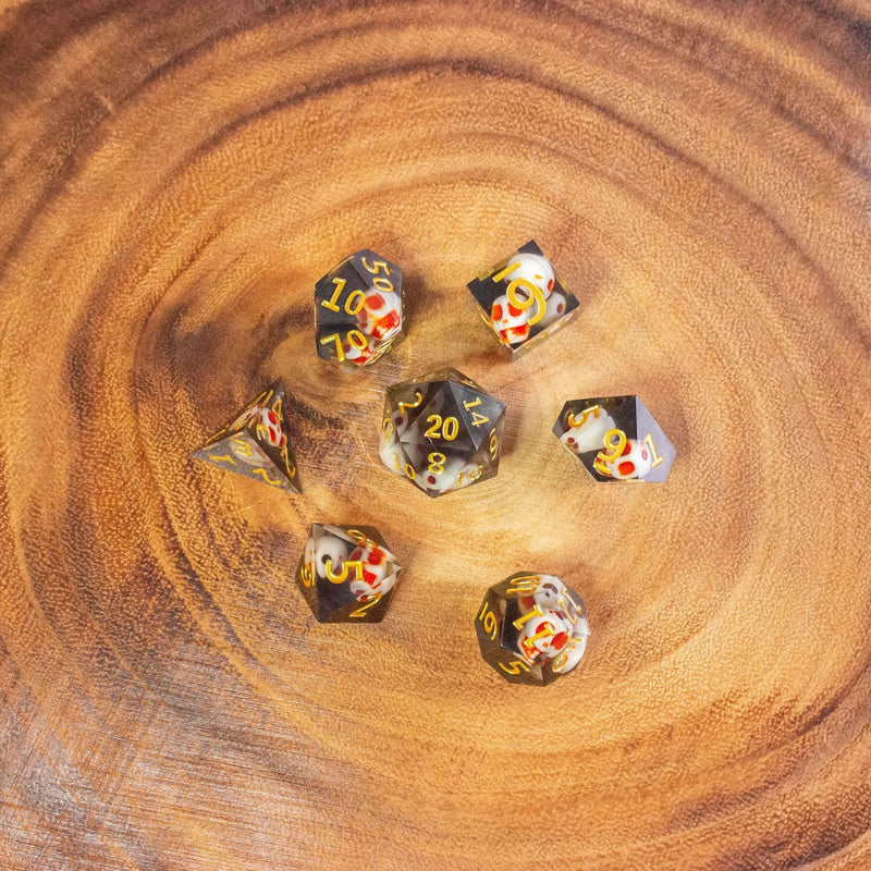 Skull Black Resin Sharp Edge Dice
