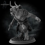 Minotaur Warrior War Chief | Scales: 28mm,32mm,54mm,75mm,100mm | D&D 5e Megaboss | Dungeons and Dragons | Pathfinder | Daybreak Miniatures - Only-Games