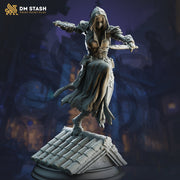Human Female Rogue, Arcane Trickster, Thief, Assassin | 28mm, 32mm,54mm,75mm, 100mm Scale Resin Mini | D&D 5e Pathfinder | DM Stash - Only-Games