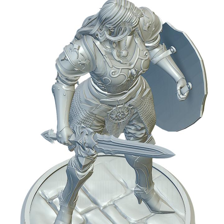 Female Paladin, Fighter Sword and Shield Plate Armor D&D 5e Mini | 28mm, 32mm,54mm,75mm,100mm Scales | Dungeons and Dragons Pathfinder | - Only-Games