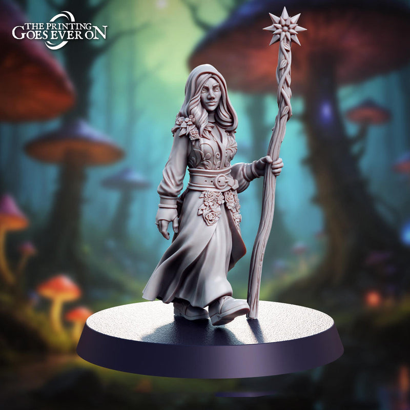 Female Gnome Illusionist, Halfling, Druid Wizard PC NPC | Resin Miniature | Dungeons & Dragons | 28mm,32mm.54mm,75mm Scales | RPG Pathfinder - Only-Games