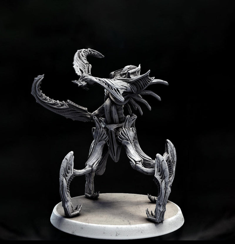 Sci-Fi Miniature Robot Enfield Dragoon, H.R Giger Style | Base Diameter Sizes: 50mm, 65mm,80mm | Resin Mini | Mini Monster Mayhem - Only-Games