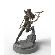 Female Elf, Human Fighter Ranger Sharpshooter, Mini | 28mm,32mm,54mm,75mm,100mm Scale | Resin Dungeons and Dragons D&D 5e  | Pathfinder - Only-Games