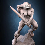 Human Female Barbarian Fighter | UNPAINTED Resin Miniature 5 Sizes /Scale  | Pathfinder | Dnd - Only-Games