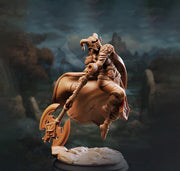 Female Fighter, Ranger, Paladin, Battle Axe D&D 5e Mini | 5 Sizes /Scales - Only-Games