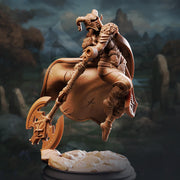Female Fighter, Ranger, Paladin, Battle Axe D&D 5e Mini | 5 Sizes /Scales - Only-Games