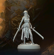 Female Rogue, Assassin, Fighter Unpainted Miniature | 5 Sizes/Scales| Pathfinder | D&D Mini - Only-Games