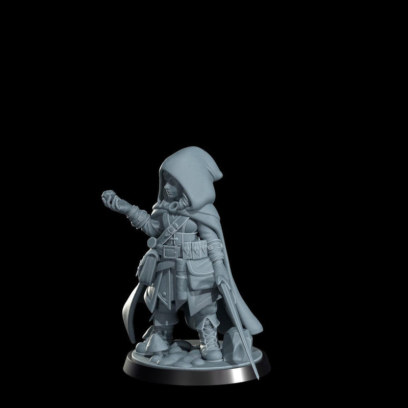 Female Halfling Rogue, Gnome Thief PC NPC | Resin Miniature | Dungeons & Dragons | 5 Sizes /Scales - Only-Games