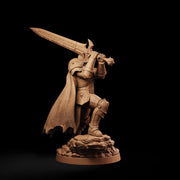 Fallen Paladin Miniature | Aevridan Greatsword Dark Knight | PaintedOrNot Original DnD Pathfinder - Only-Games