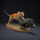 Bengal Tiger Hunting Indian Wild Boar 1/43 - Only-Games