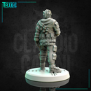 (0172) Male military soldier mercenary with a uzi - Only-Games