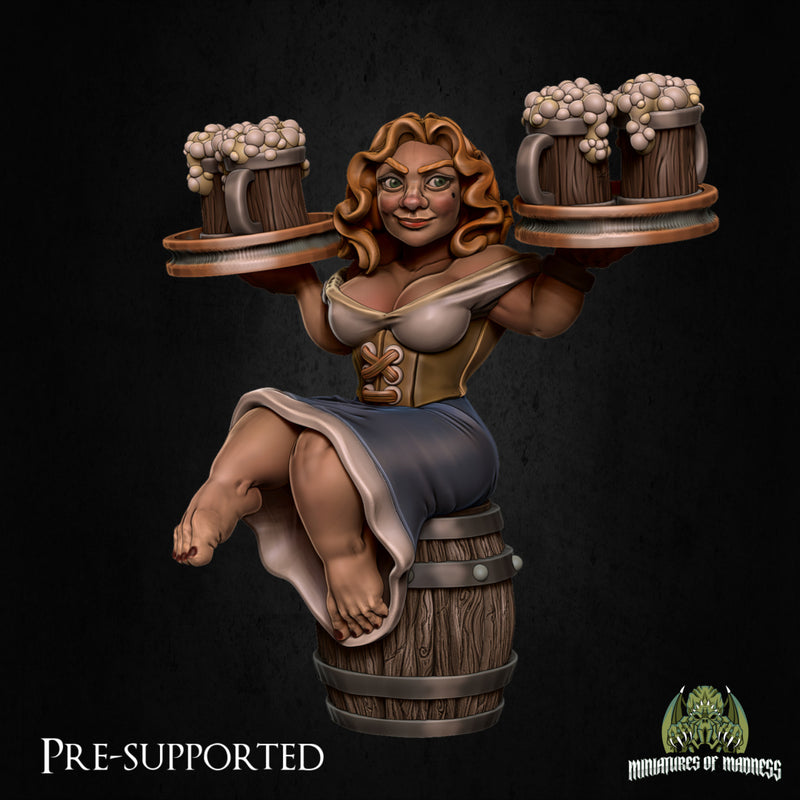 Dorella Breakheart [PRE-COLORED] 32mm Scale Female Dwarf Innkeeper - Only-Games