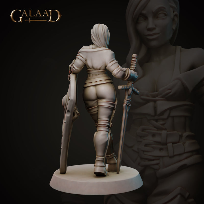 female Pinup knight - Only-Games