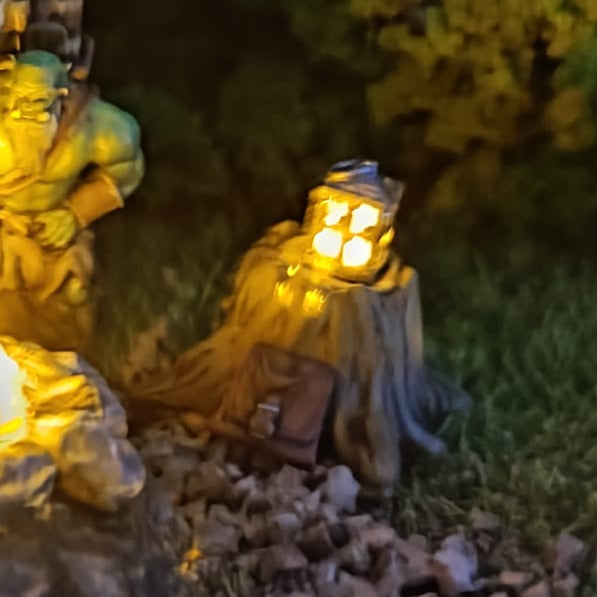 LED Lantern on stump - Only-Games