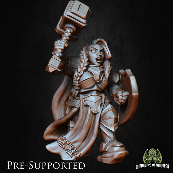 Bryna The Indomitable [32mm Scale] Female Dwarf Fighter - Only-Games