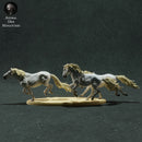 Camargue Horses Run 1/32 - Only-Games